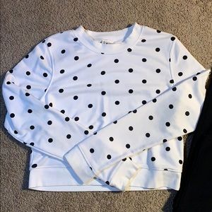 White Polka Dots Sweatshirt & black leggings